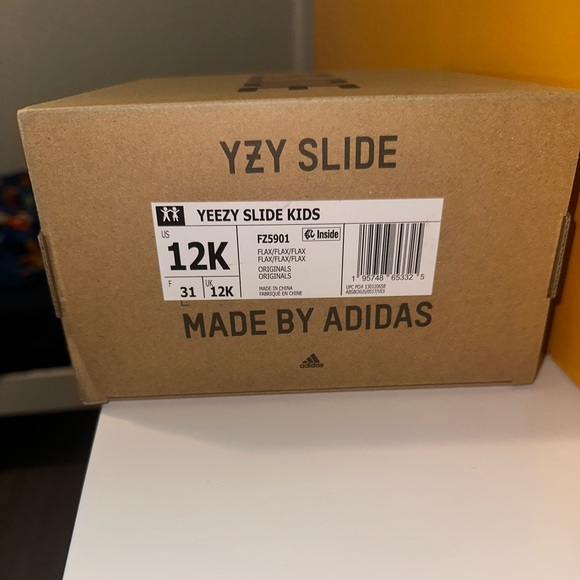 NWT Yeezy flax slide - Picture 7 of 8